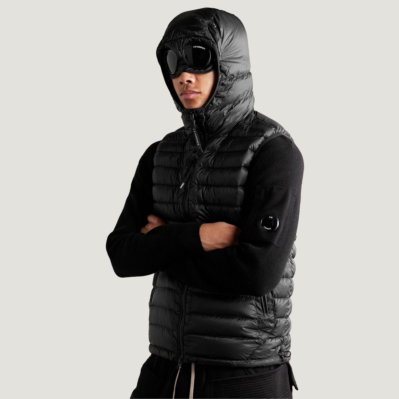 CP ComPany Google hooded gilet