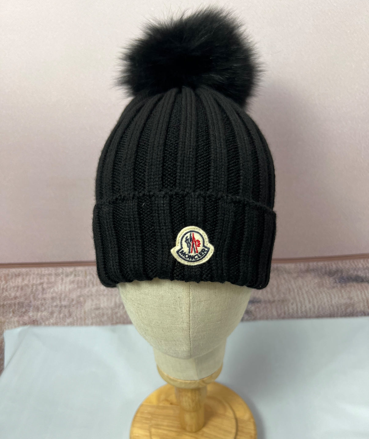 Moncler woman Pom wool hat