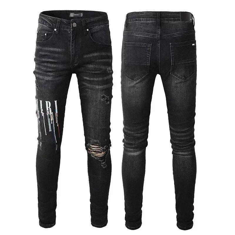 Ami jeans logo