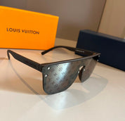 LV sunglasses black with box